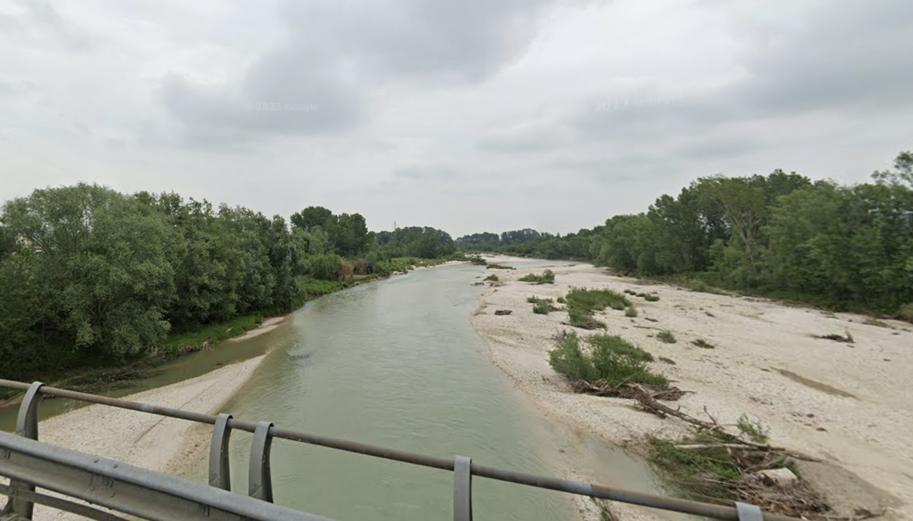 Fiume Esino da Via Marconi